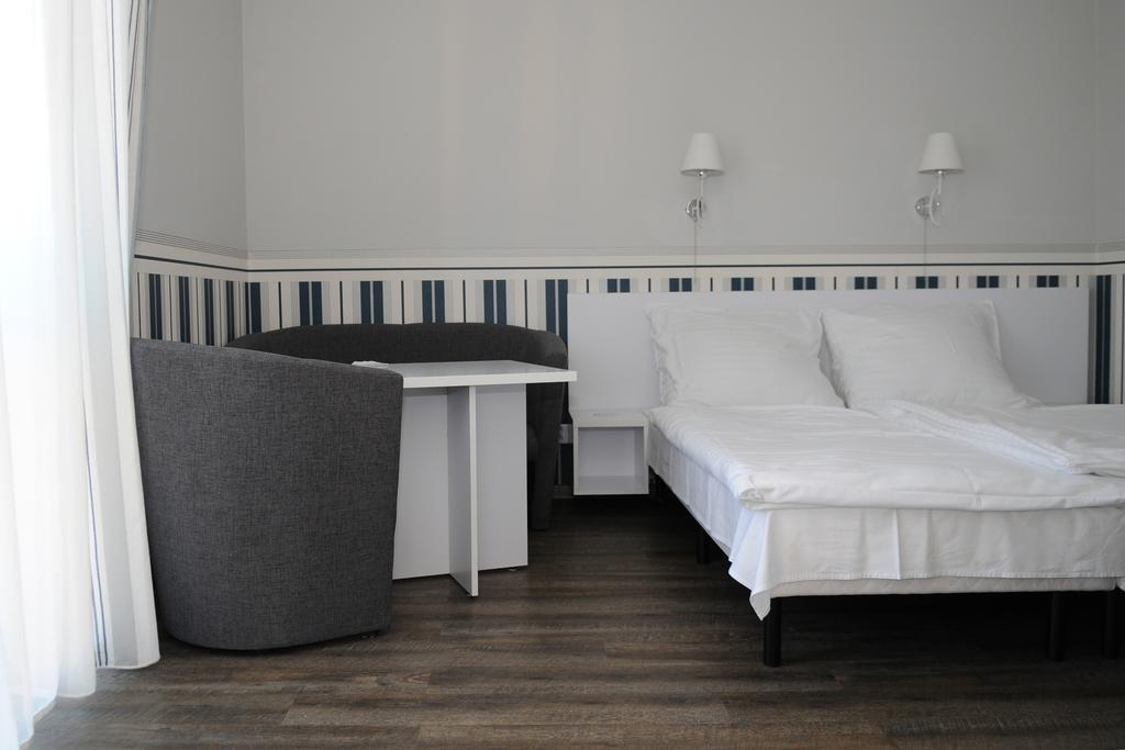 Pension Villa Karmelia Darlowko Room photo